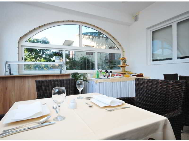Rooms & Restaurant Matanovi Dvori ซูโกชัน ภายนอก รูปภาพ